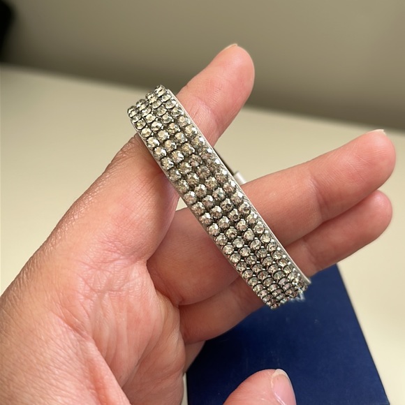 Swarovski adjustable silver leather wrap bracelet - Picture 5 of 7